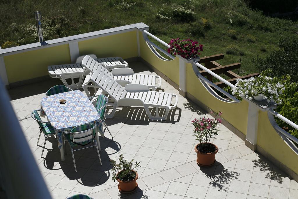 Apartments Roza Miškovići Exterior foto