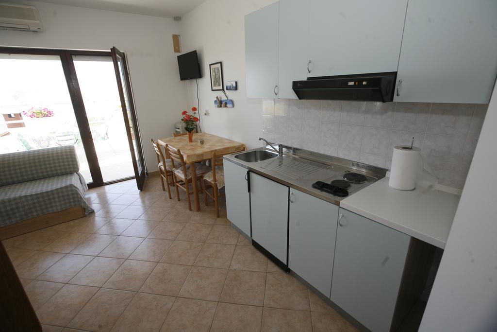 Apartments Roza Miškovići Exterior foto