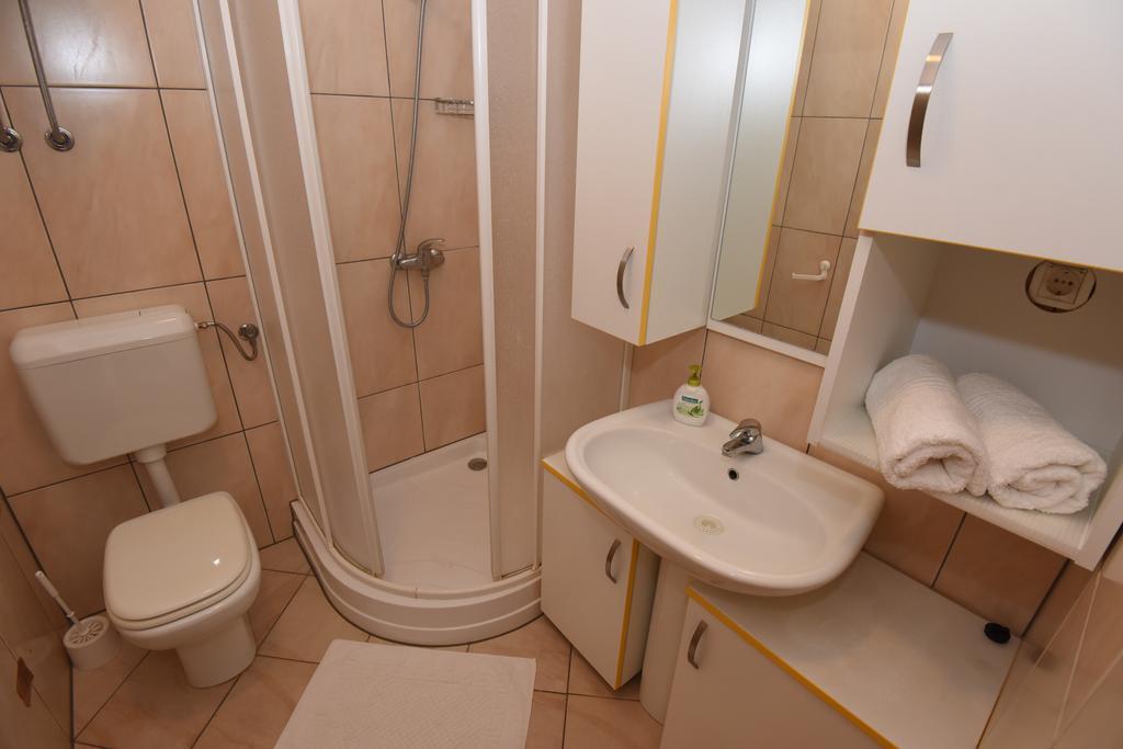 Apartments Roza Miškovići Exterior foto